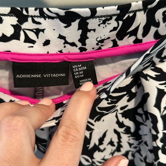 Adrienne Vittadini Medium Pull-on Activewear Skirt - Picture 2 of 8